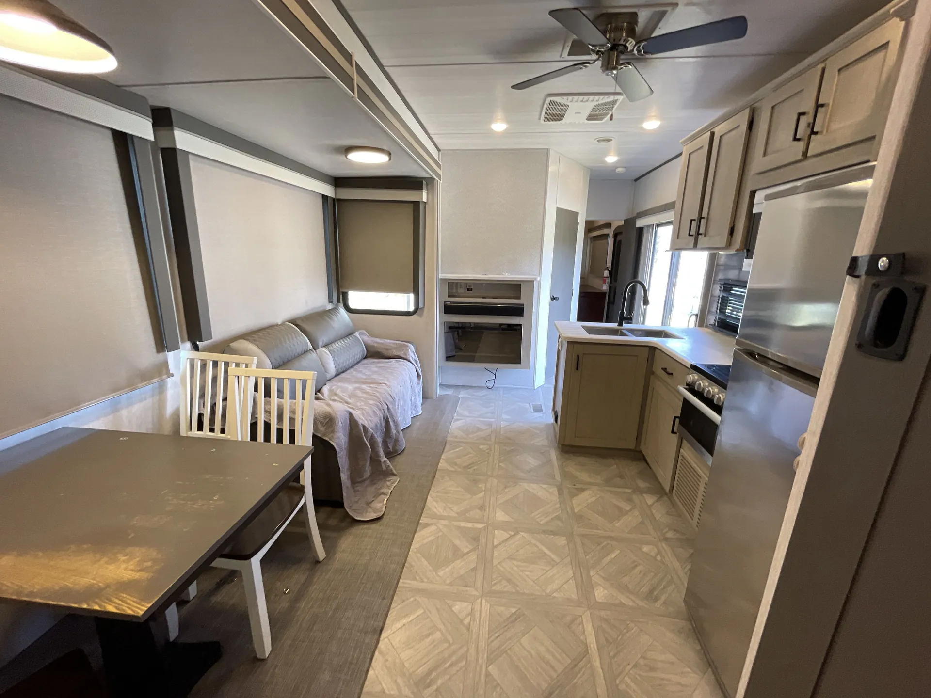 2023 Forest River Salem Villa 42QBQ — living area main