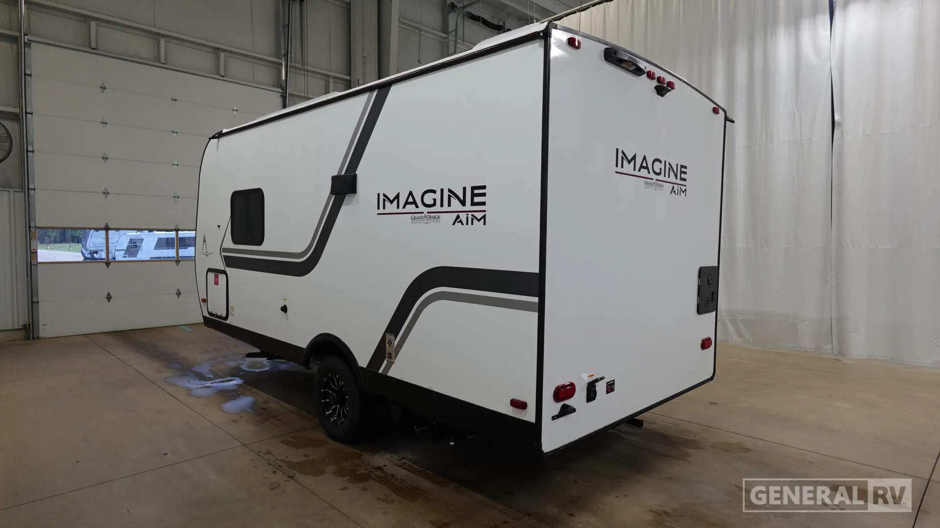 2027 Grand Design Imagine 2300MK - Photo 4