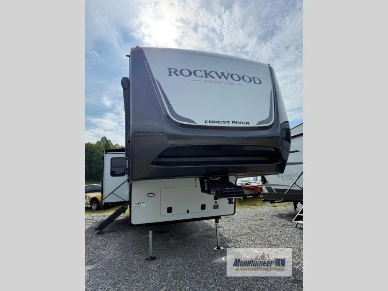 2026 Forest River Rockwood Signature 361RL - Photo 4