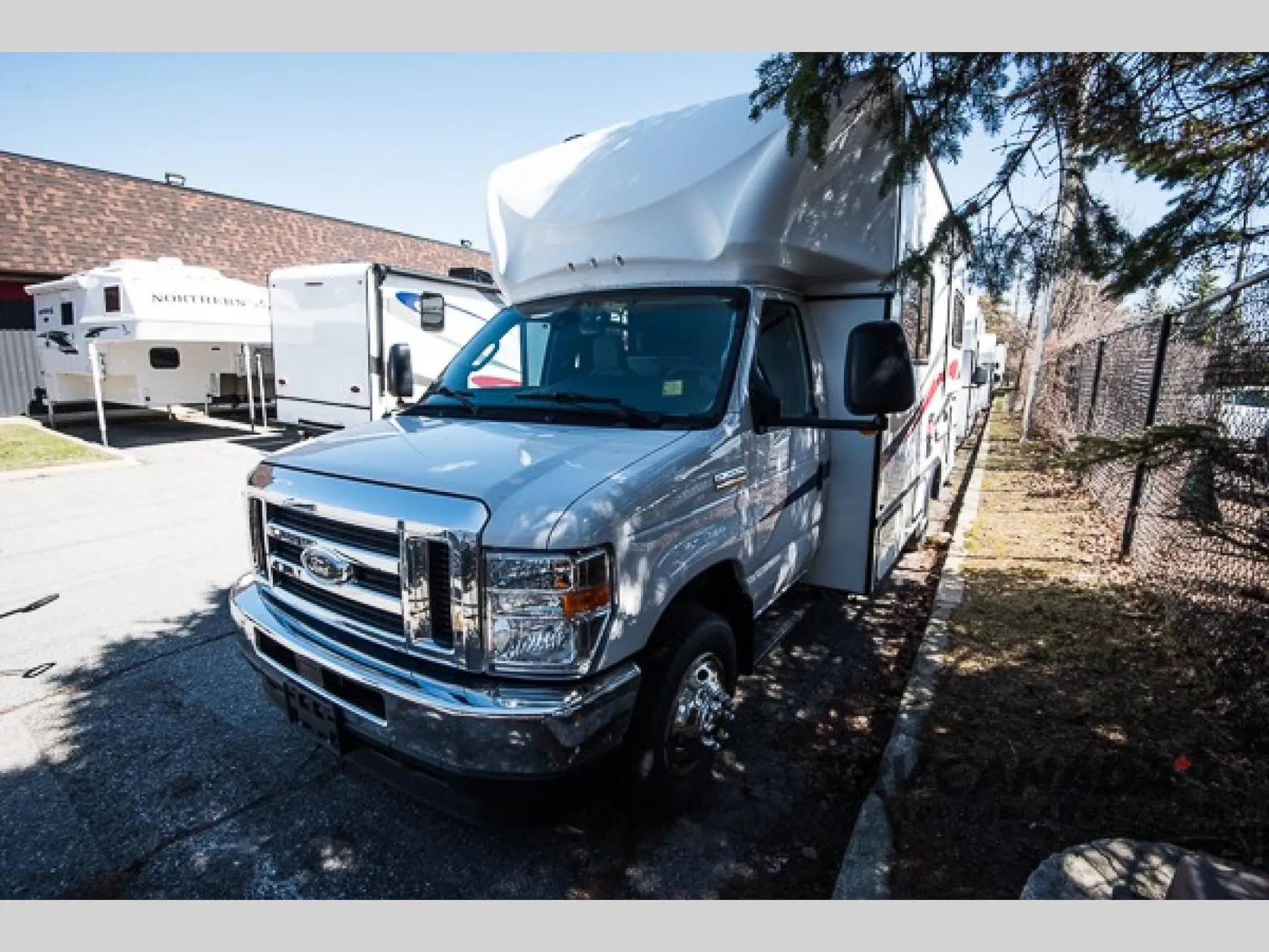 2023 Forest River Forester LE 2251SLE - Photo 4