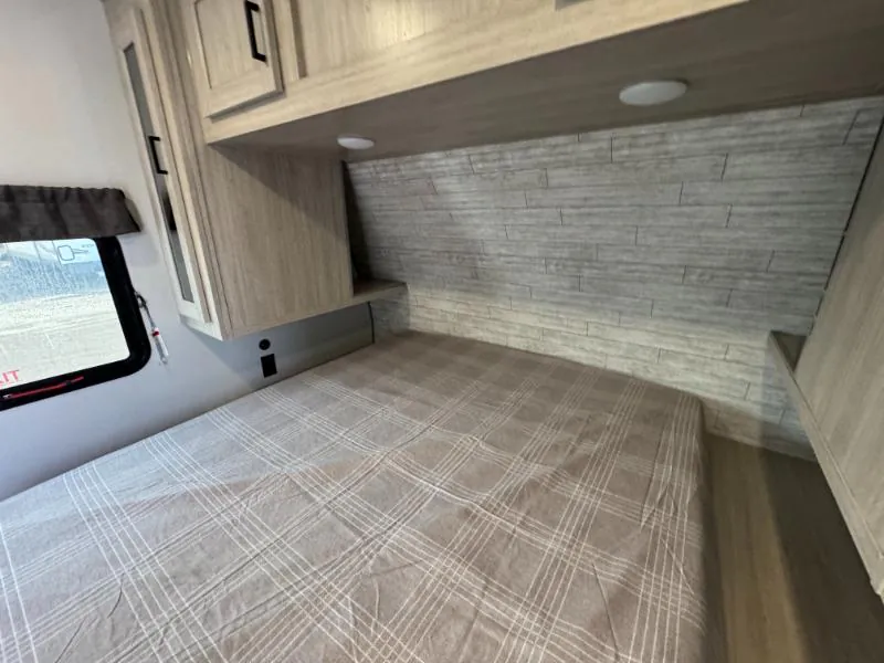 2026 Coachmen Catalina Legacy Edition 273DBHCK, Photos photo 30