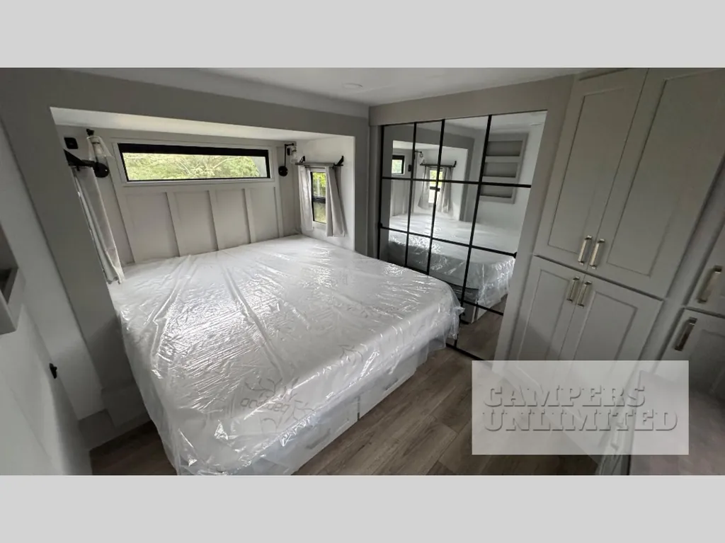 2026 Brinkley Model G 3970, Photos photo 24