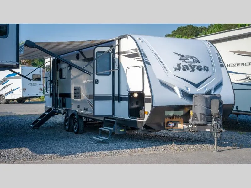 2021 Jayco Jay Feather 27RL - Photo 2