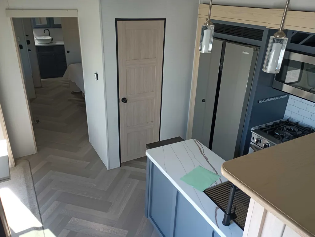 2024 Prime Time Sanibel 3802FLWB, Photos photo 24