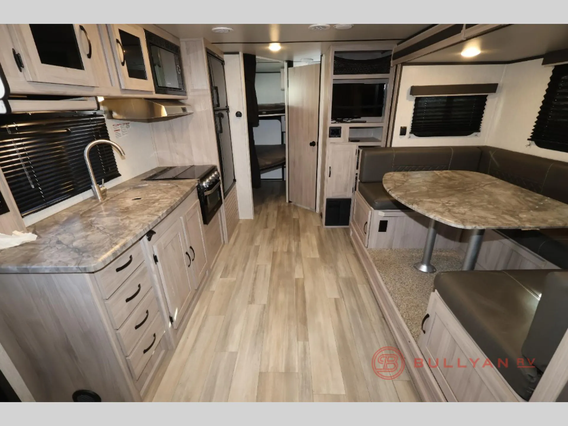 2022 Coachmen Northern Spirit XTR 2549BHX - Photo 4