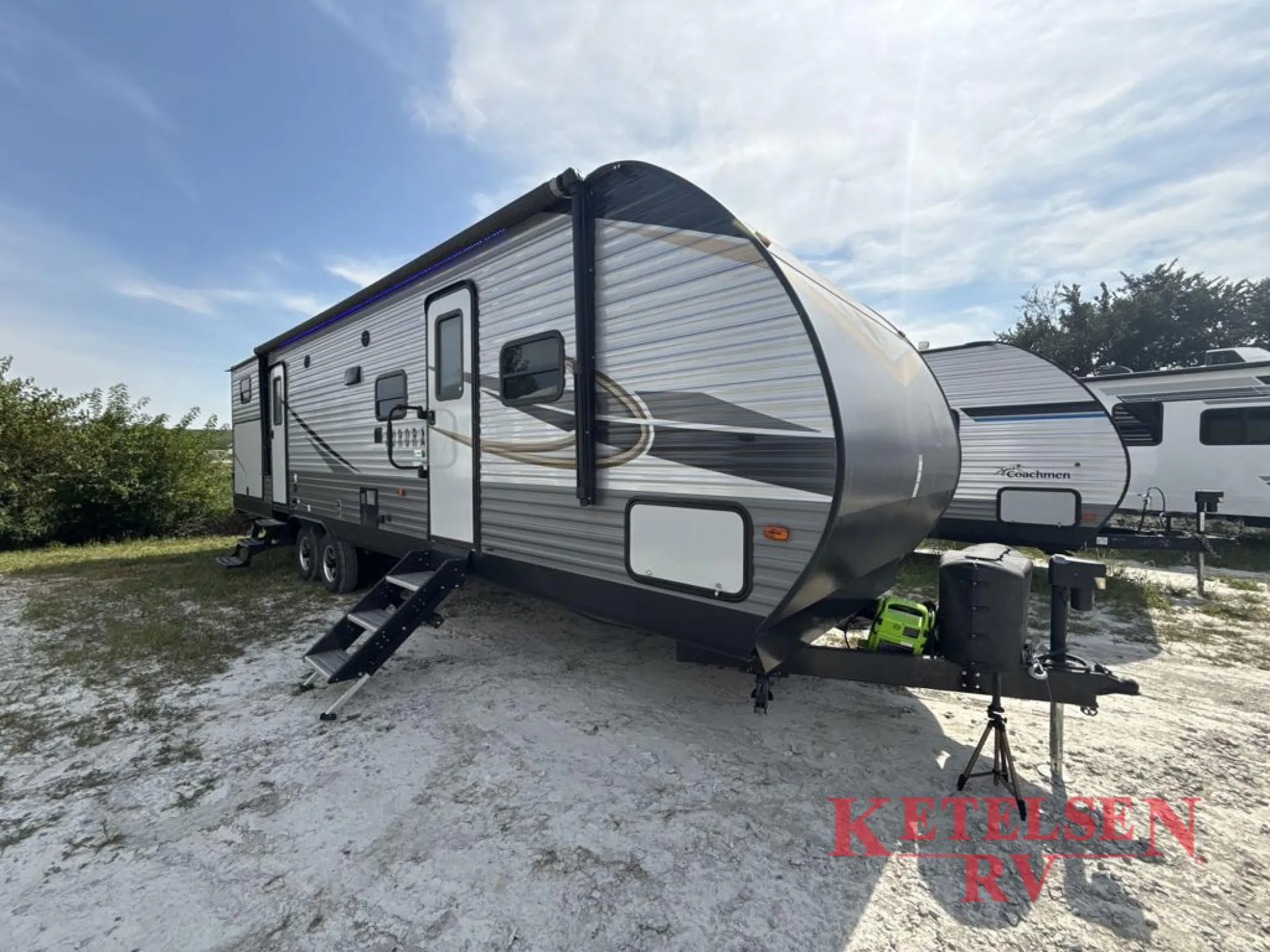 2021 Forest River Aurora 32BDS - Photo 3