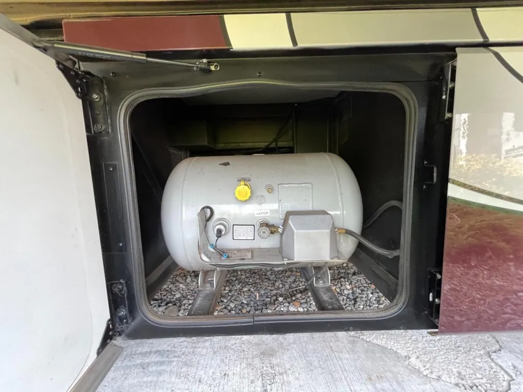 2018 Fleetwood Pace Arrow LXE 38K, Photos photo 33