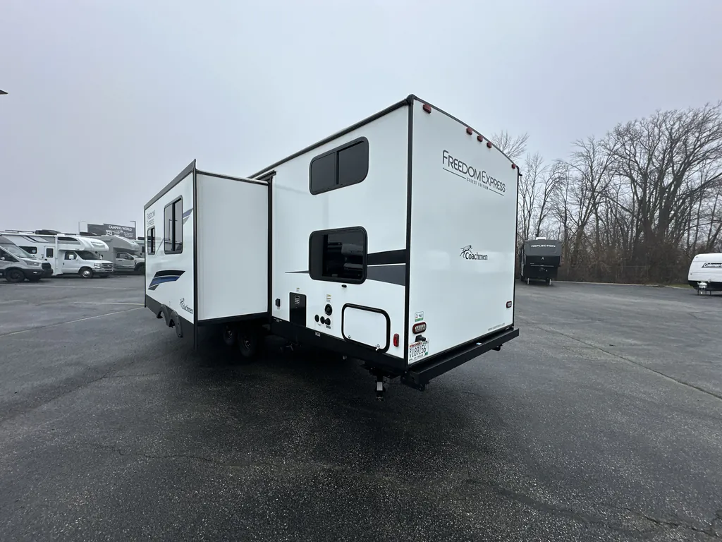 2024 Coachmen Freedom Express Select 29SE, Photos photo 6