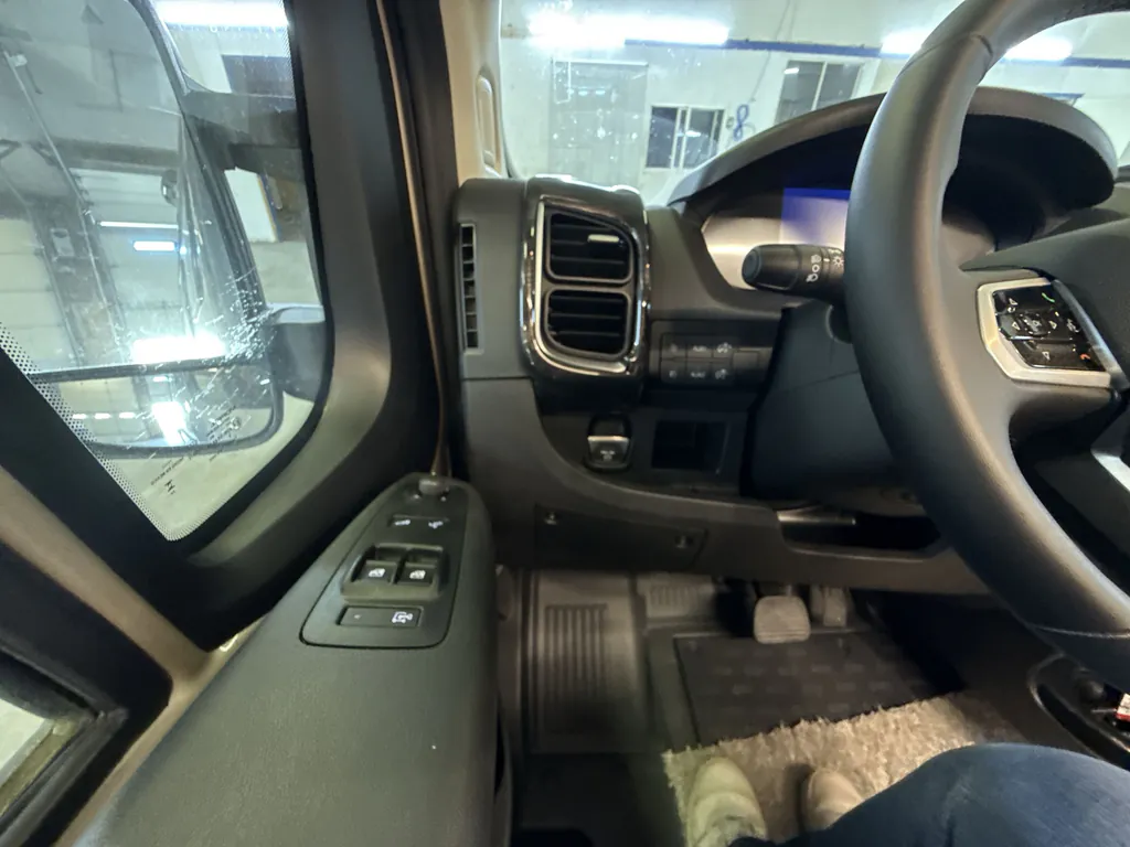 2026 Winnebago Travato 59KL, Photos photo 27