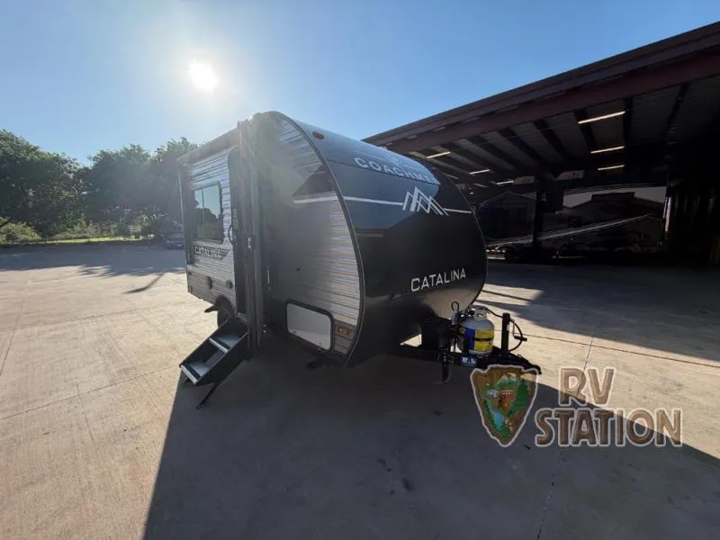 2025 Coachmen Catalina Summit Series 7 134RDX - Photo 2