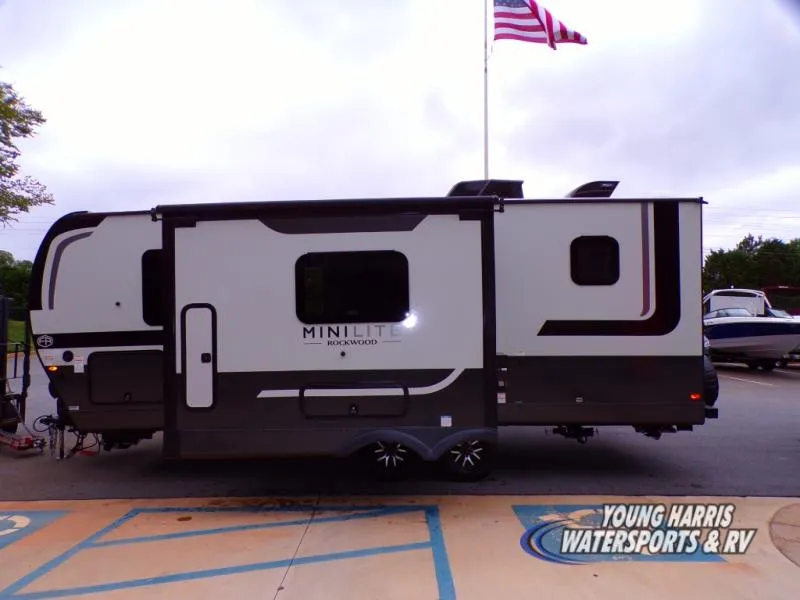 2026 Forest River Rockwood Mini Lite 2509S - Photo 3
