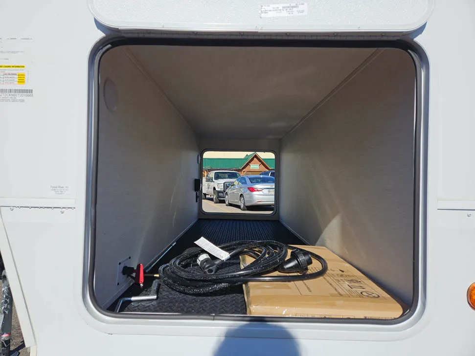 2026 Forest River Cherokee Alpha Wolf 24TRUNK - Photo 4
