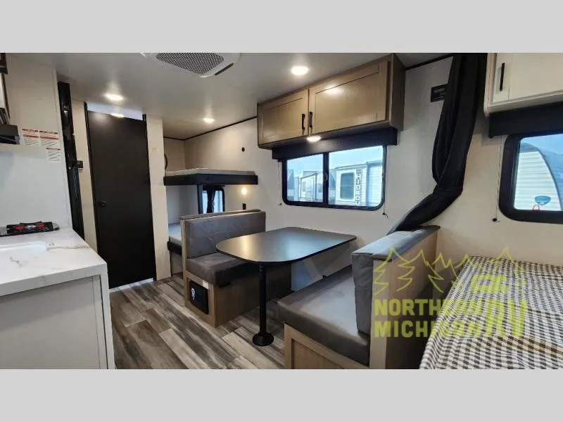 2026 Jayco Jay Flight SLX 175BH - Photo 3