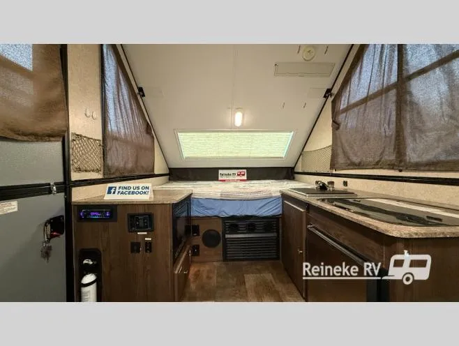 2018 Forest River Rockwood Extreme Sports Hard Side A122SESP - Photo 4
