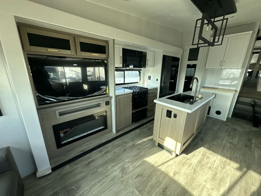 2026 Jayco Eagle 321RSTS, Photos photo 3