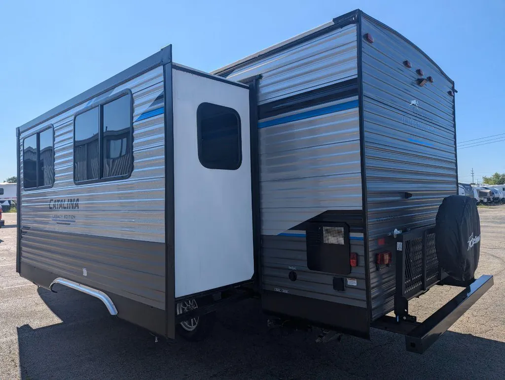2022 Coachmen Catalina Legacy Edition 243RBS, Photos photo 4