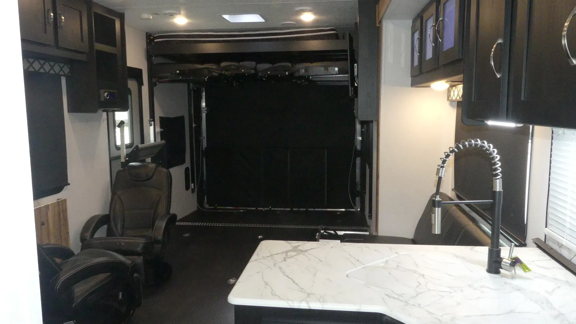 2022 Coachmen Adrenaline 29SS - Photo 3
