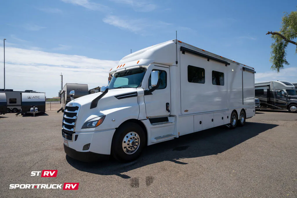 2023 Renegade RV Classic 38CSB - Photo 4