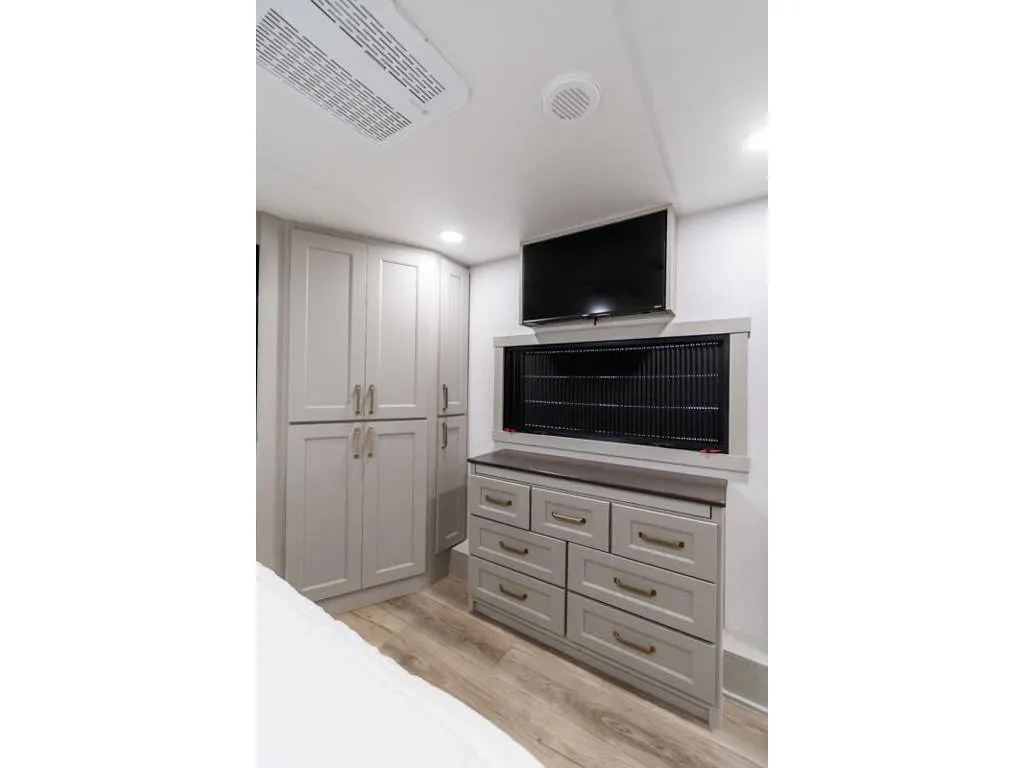 2025 Brinkley Model G 3500, Photos photo 42