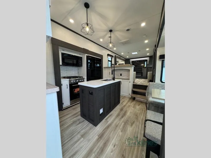 2026 Venture RV SportTrek Touring Edition 365VFL - Photo 2