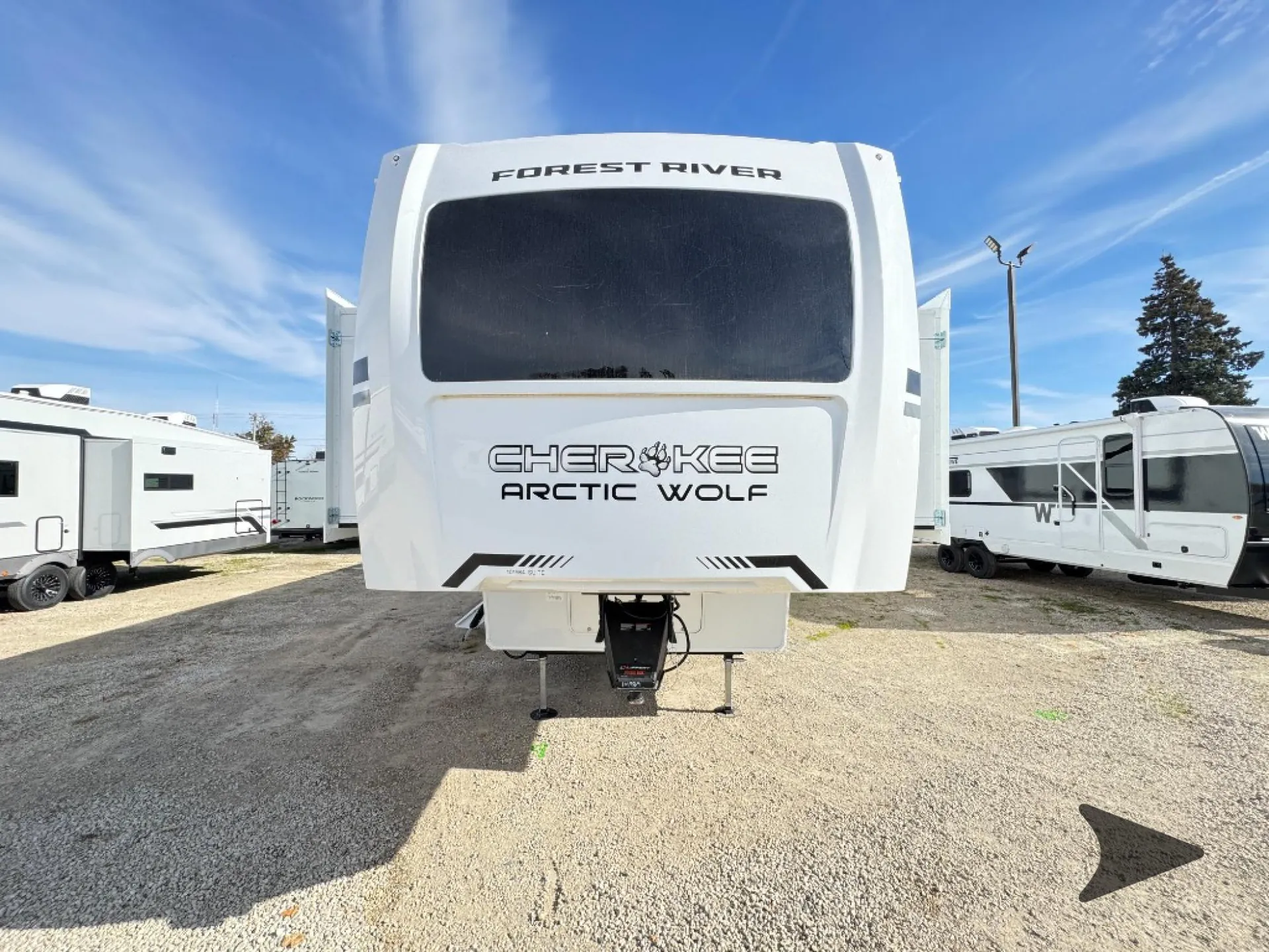 2026 Forest River Cherokee Arctic Wolf 3950SUITE - Photo 3