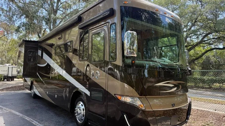 2022 Tiffin Allegro Red 340 38 LL - Photo 2