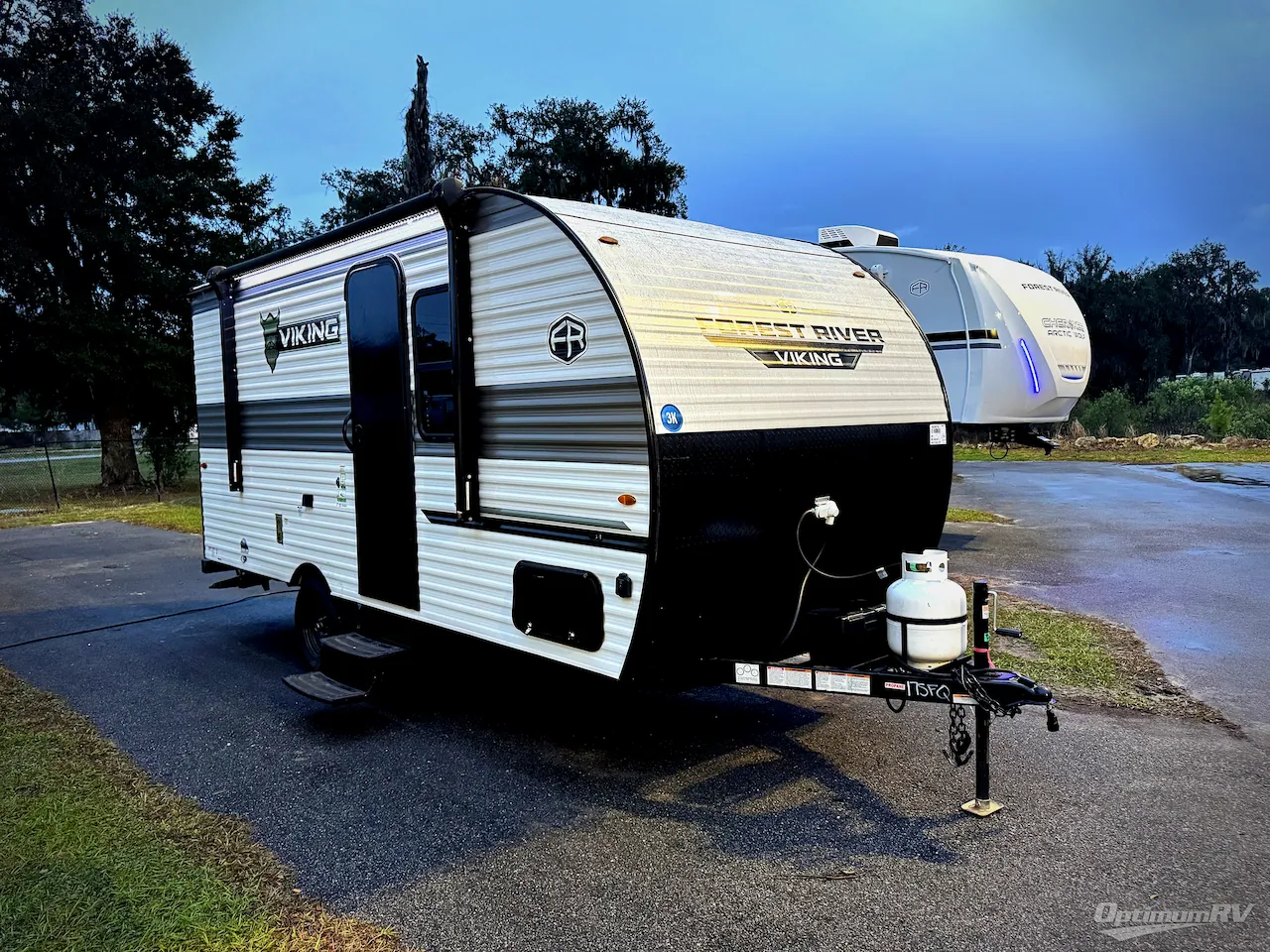 2025 Forest River Viking 17FQ - Photo 2