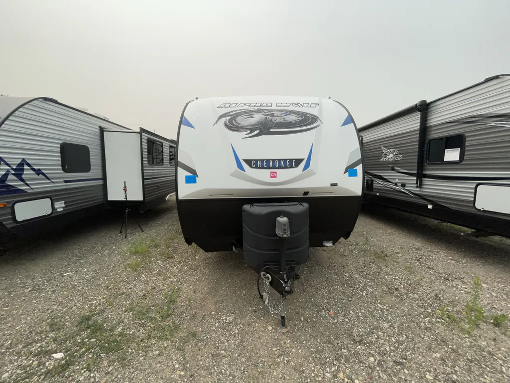 2021 Forest River Cherokee Alpha Wolf 33BH-L, Photos photo 4