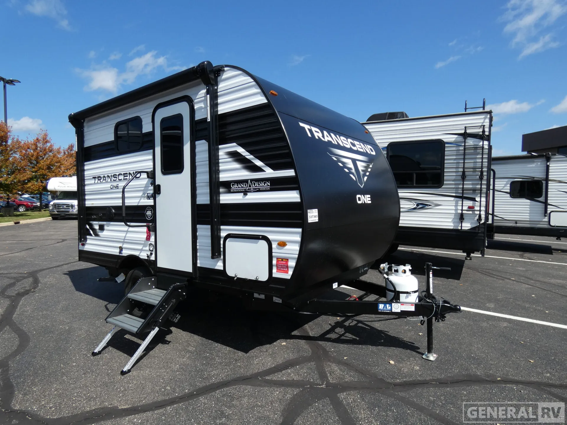 2026 Grand Design Transcend One 131DL - Photo 2
