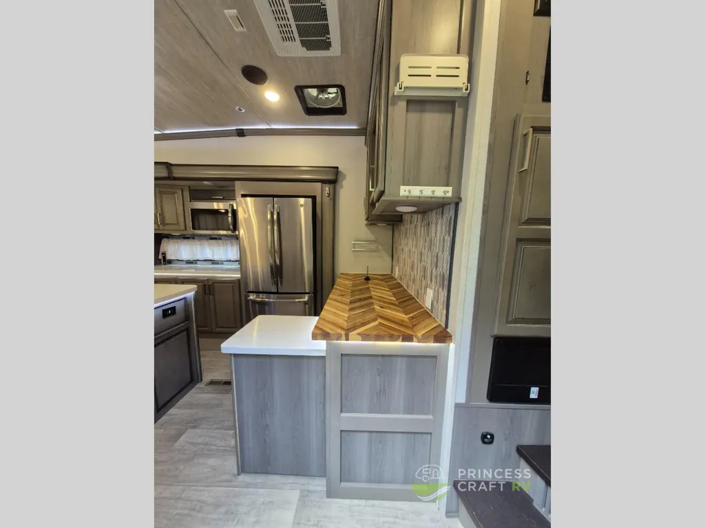 2021 Keystone Montana 3231CK, Photos photo 9