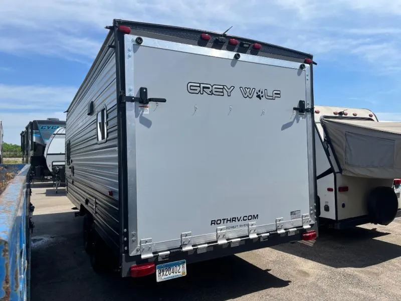 2022 Forest River Cherokee Grey Wolf 18RR - Photo 4