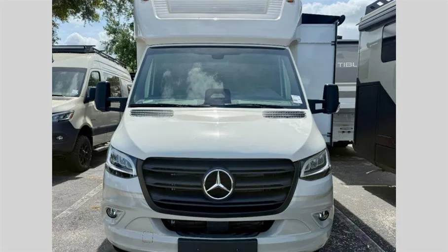 2027 Winnebago View 24R - Photo 3