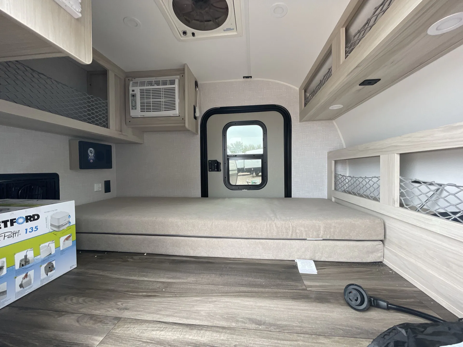 2026 Bontrager Outdoors Drifter 10ROK — living area main