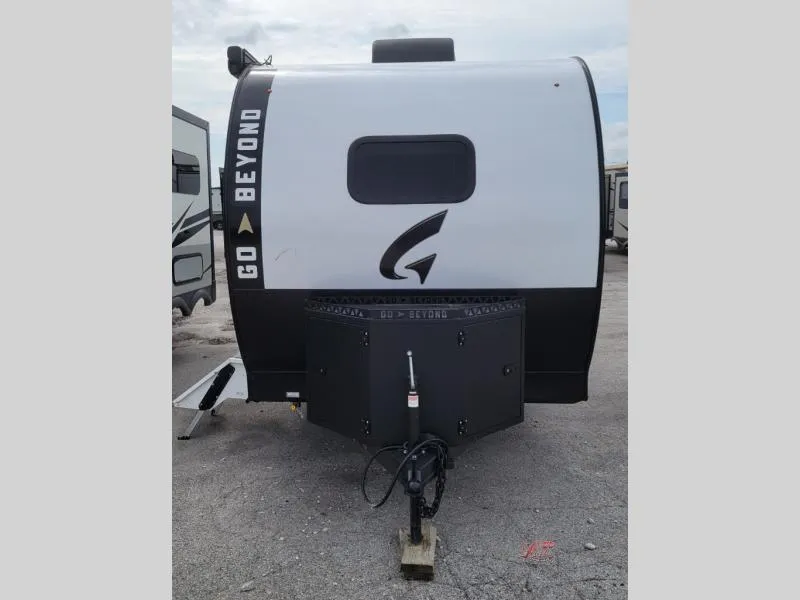2026 Wayfinder RV Go Beyond Used    171FD LIMITED - Main photo