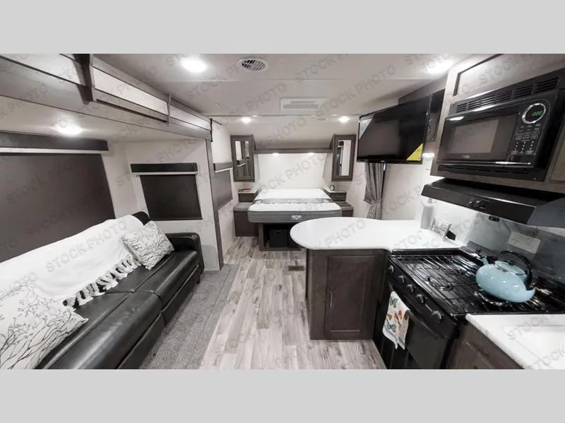 2018 Forest River RV Wildwood Heritage Glen Hyper-Lyte 23RBHL - Main photo
