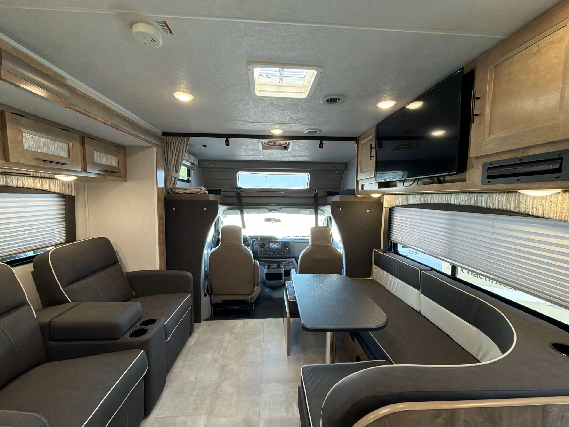 2021 Coachmen Leprechaun 298KB — living area main