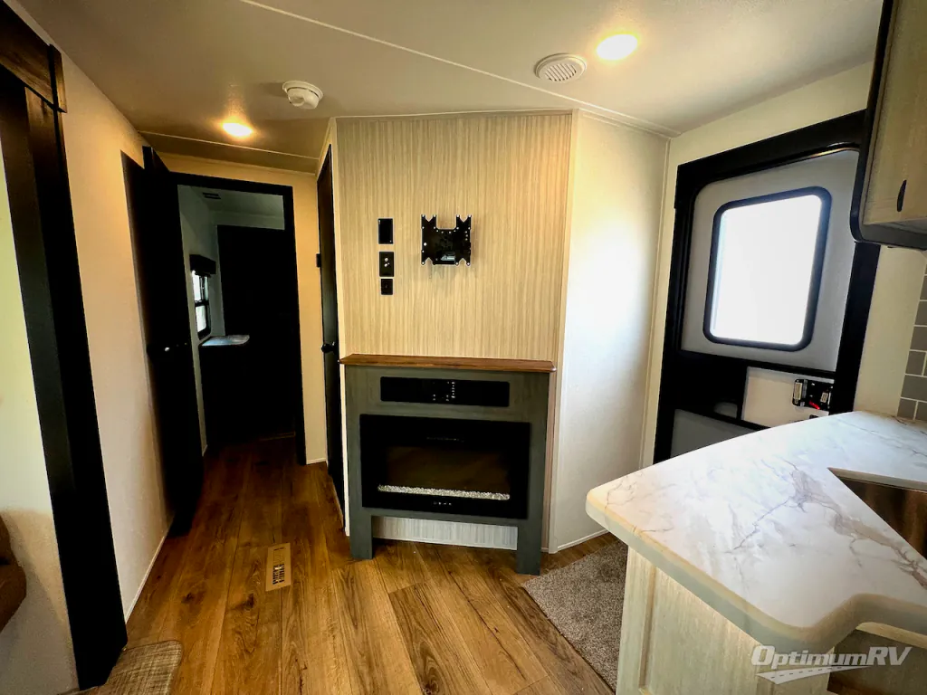 2027 Forest River Puma 32BHQS, Photos photo 7