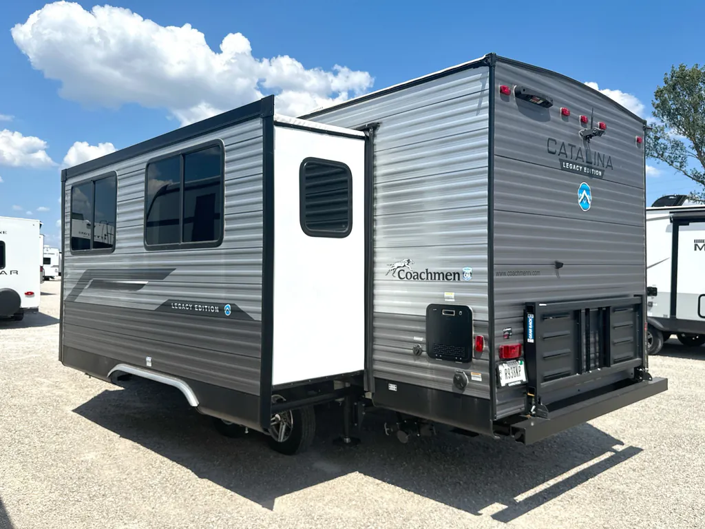 2024 Coachmen Catalina Legacy Edition 243RBS, Photos photo 6