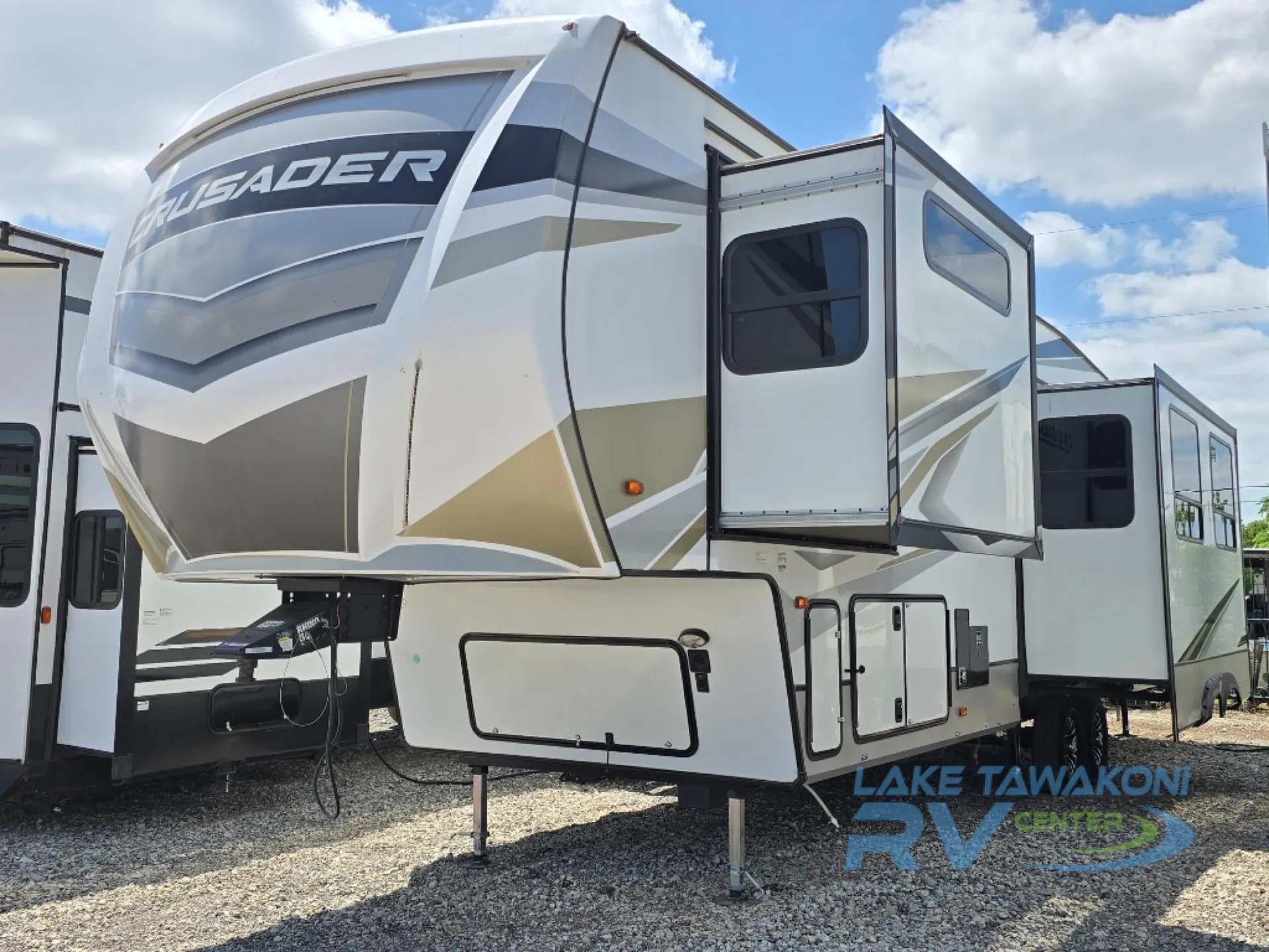 2023 Prime Time Crusader 395BHL - Photo 2