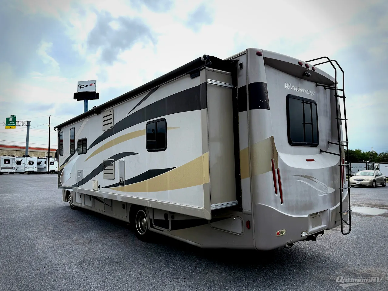 2014 Thor Motor Coach Hurricane 32N - Photo 4