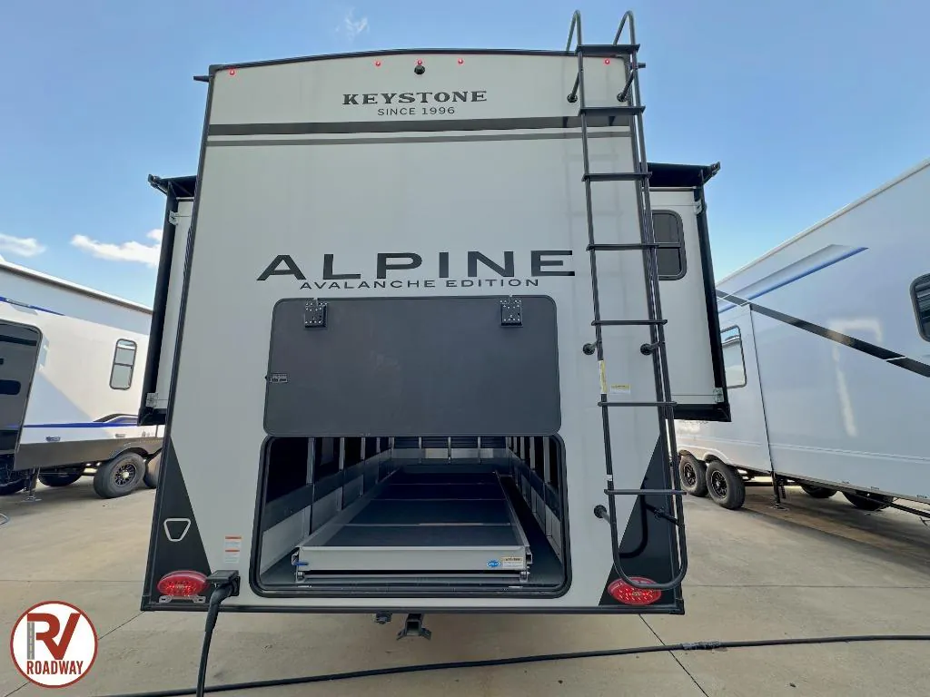2026 Keystone Alpine Avalanche Edition 381DL - Photo 4