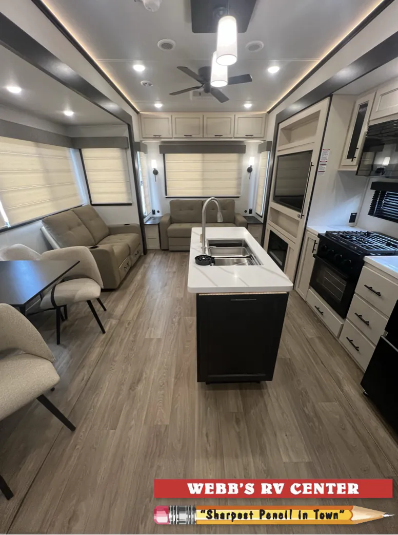 2027 Forest River Sabre 36FLX, Photos photo 8