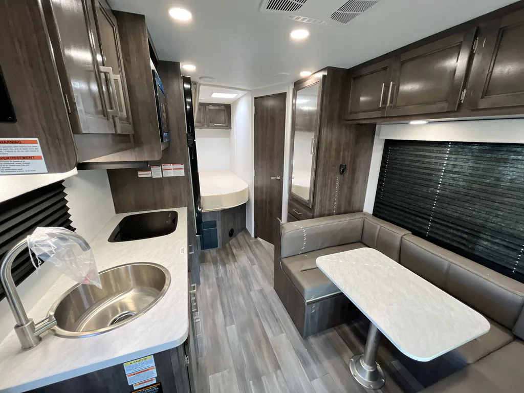 2026 Jayco Redhawk SE 22EF, Photos photo 2
