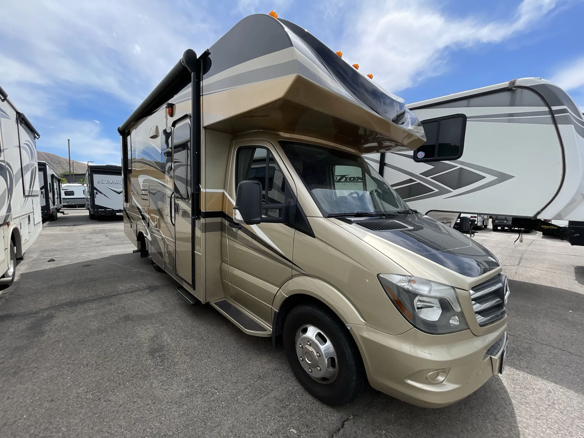 2016 Jayco Melbourne 24K - Photo 2