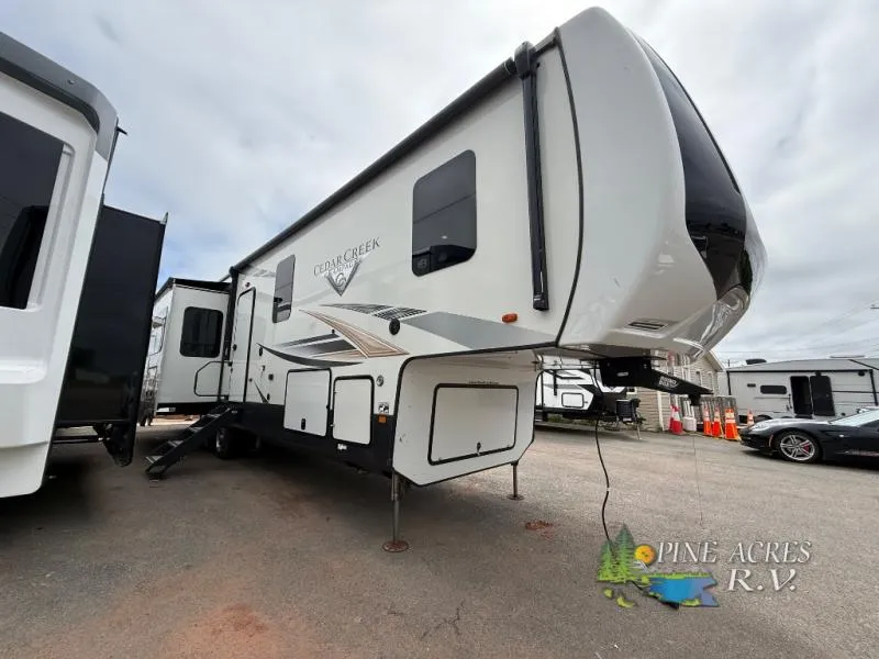 2022 Forest River Cedar Creek Champagne Edition 38EL - Photo 2