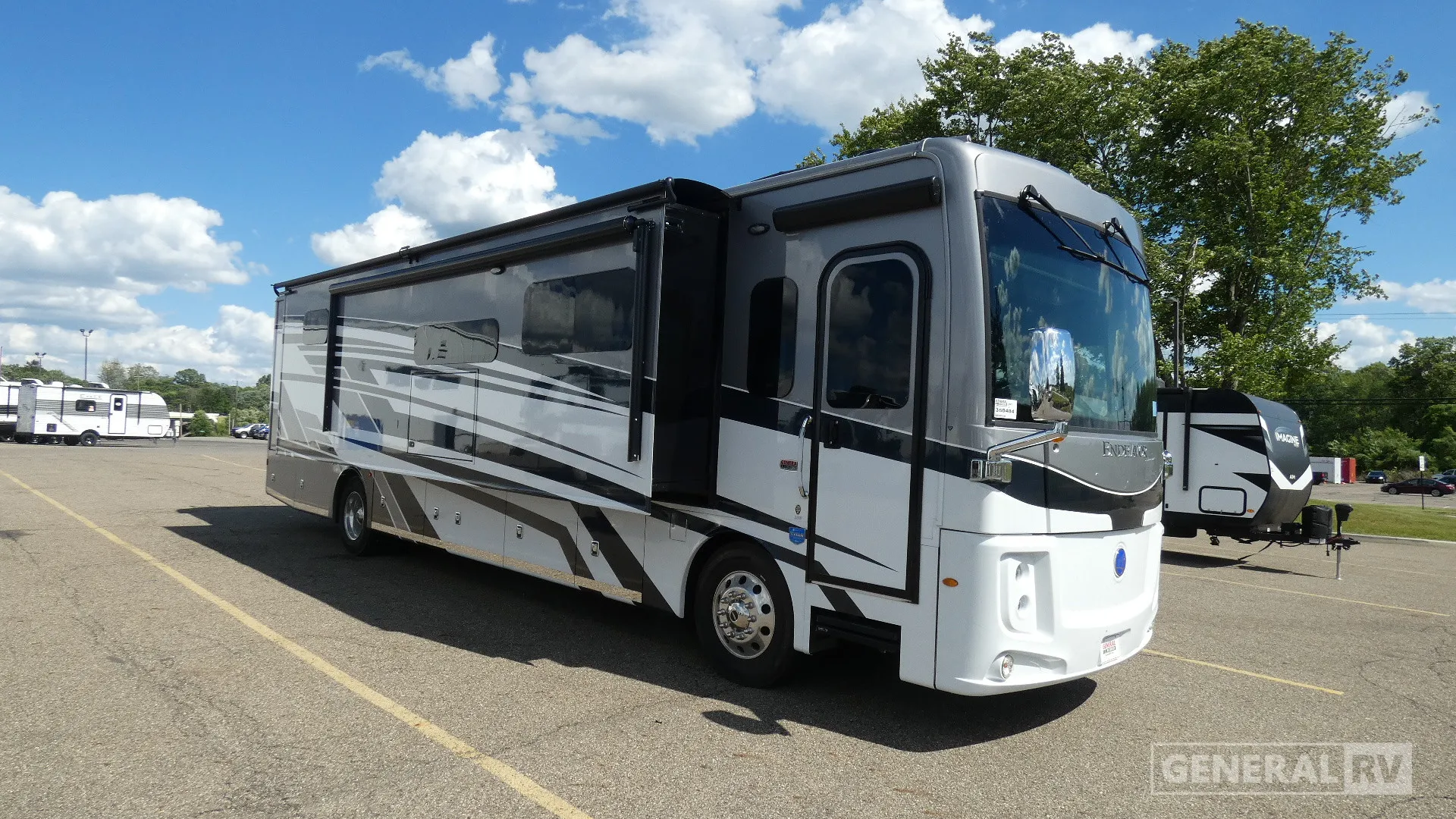 2025 Holiday Rambler Endeavor 38W - Photo 2