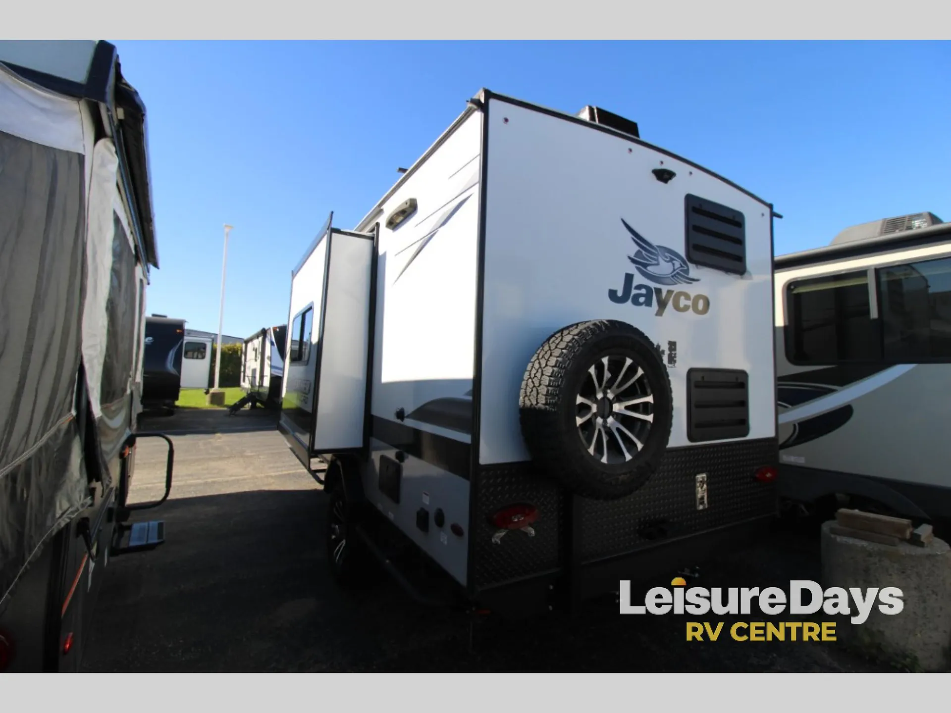 2023 Jayco Jay Feather Air 16FBS - Photo 3