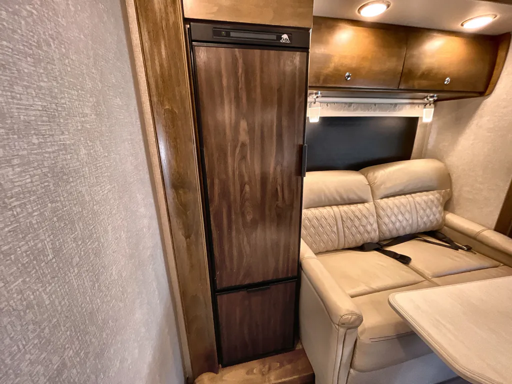 2017 Tiffin Wayfarer 24 QW, Photos photo 8