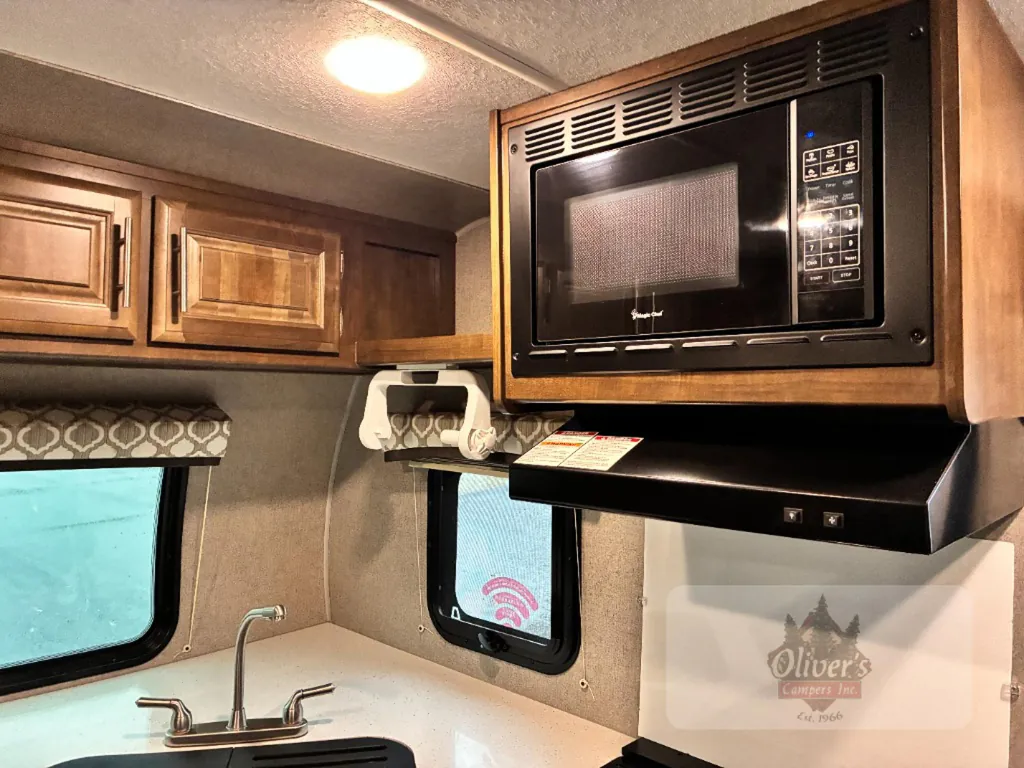 2019 Forest River Flagstaff Micro Lite 25FKS, Photos photo 22