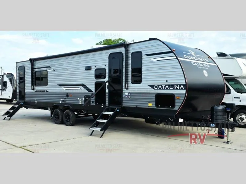 2027 Coachmen RV Catalina Legacy Edition 333DBDSCK - Main photo